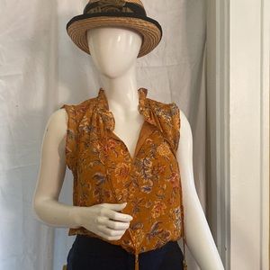 Autumn colors, sleeveless v-neck blouse
